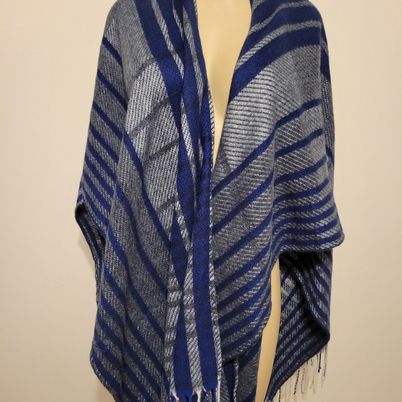 Woolrich Poncho Onesize Blue Shawl Rodeo Winter Farm Mountians - Picture 3 of 7